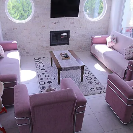 Villa Hisarpark B